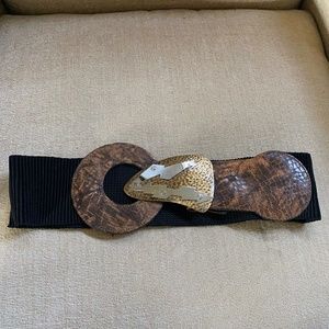 Ravid’s Artistic Design Metal Leather Stretc…